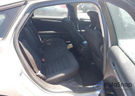 2013 Ford Fusion Se z USA, uszkodzony, nr VIN 3FA6P0H72DR137363